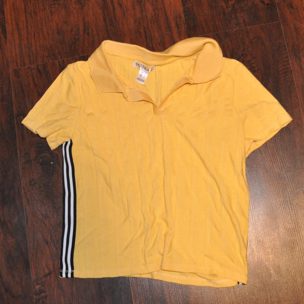 YELLOW COLLARED SHIRT
